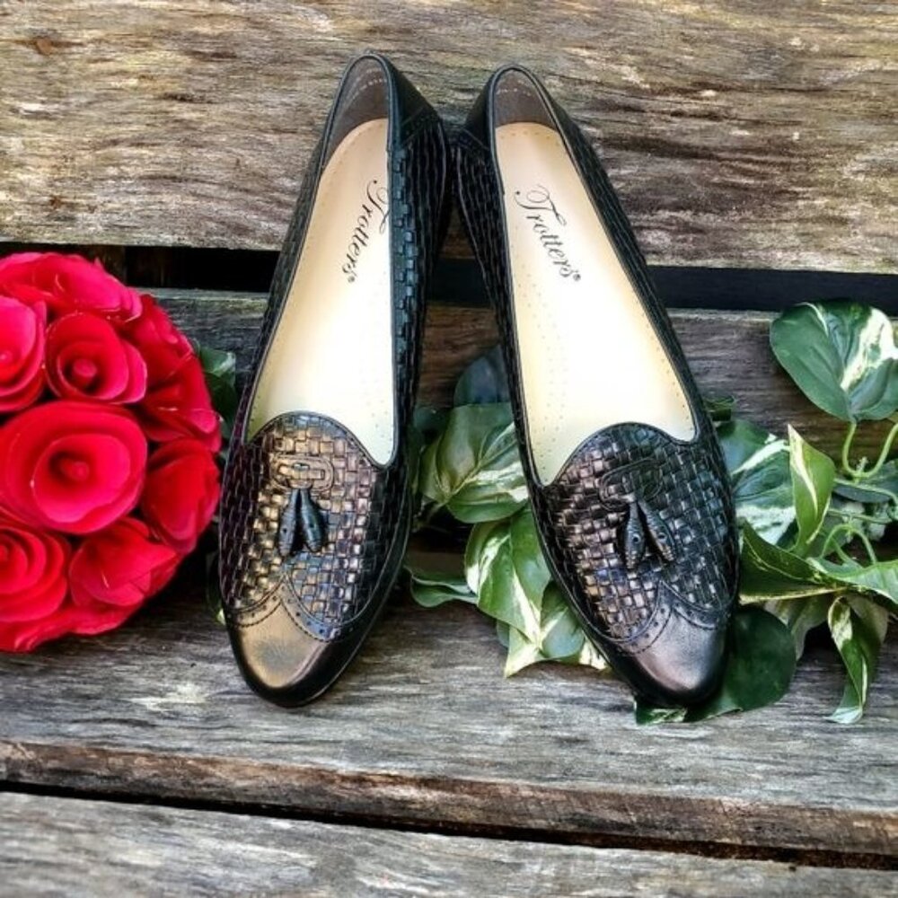 Trotters Leather Wingtip Flats Tassel Basket Weave Loafer Driving Shoe Slim